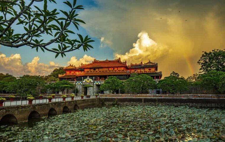 Hoi An : Private Day Trip to Imperial City - Hue - Transportation & Services