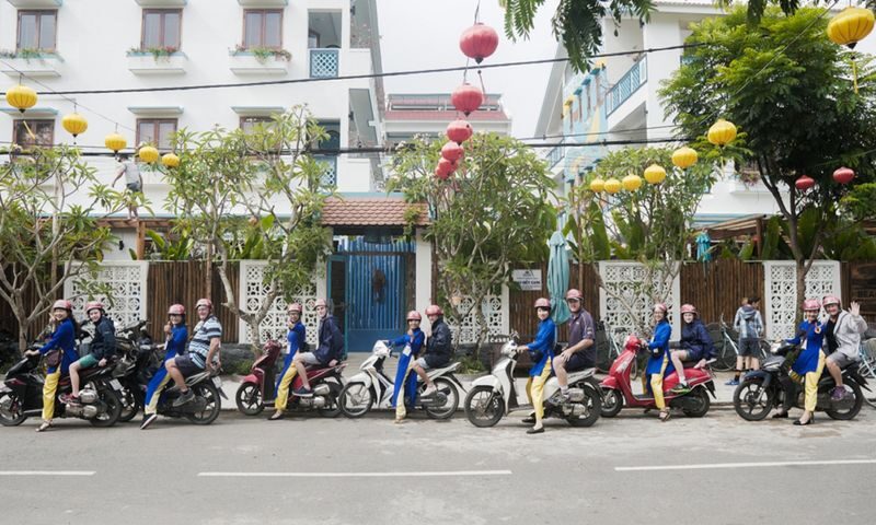 Hoi An Private Food Tour with Aodai Rider - The riders make the experience personal