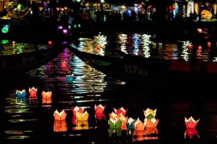 Hoi An: Private Lantern Cruise on the Thu Bon River - Meeting Point and Requirements
