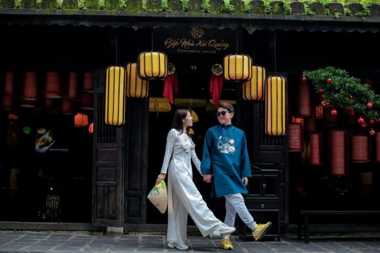 Hoi An: Private Photoshoot and Guided Walking Tour - Experience Highlights