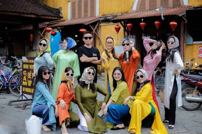 Hoi An: Private Photoshoot and Guided Walking Tour - Customer Reviews