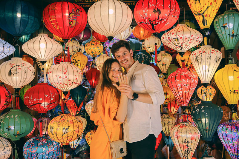 Hoi An: Private Photoshoot & Guided Walking and Posing - A photo walk, not a history tour