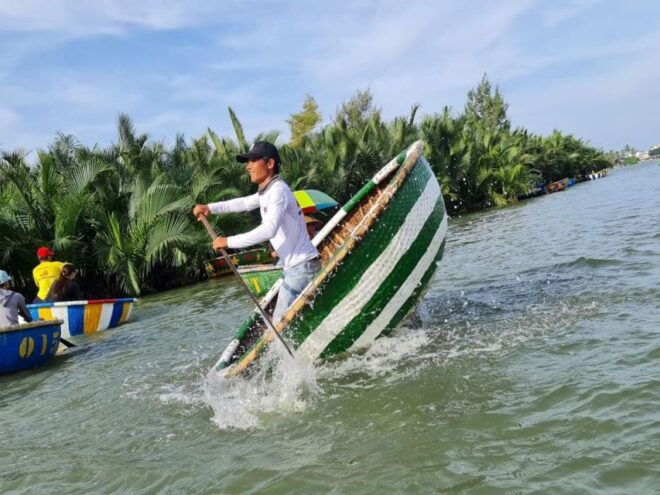 Hoi An: Private Villages Biking Tour With Meal - Visit Thanh Ha Pottery Village