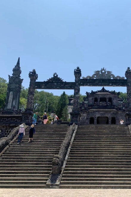 Hoi An: Shuttle Bus From Hoi An to Hue - Driver and Communication