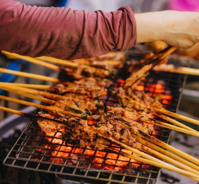 Hoi An: Street Food Tour by Scooter With Local Lady - Good To Know