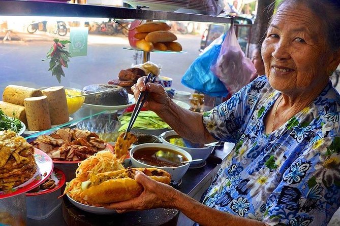 Hoi An Street Food Tour- Walking Tour - Meeting and Pickup Details