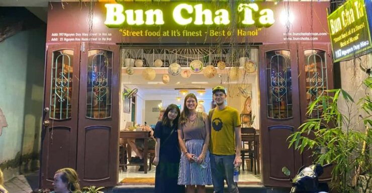 Hoi An: Street Food Walking Tour With Tastings - Experience Highlights