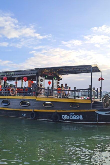 Hoi An: Sunset Dinner Cruise With Hotel Pickup - Tips for a Great Experience