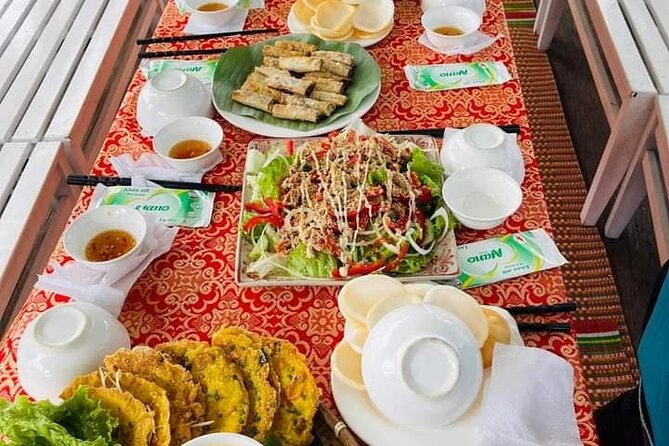 Hoi An Sunset Fishing Tour & Romantic Dinner on Private Cruise - Pickup and Drop Off in Hoi An