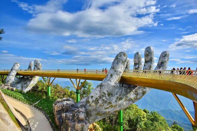 Hoi an to Hue by Private Car via Hai Van Pass, Golden Bridge - Lang Co Beach and Lap An Lagoon