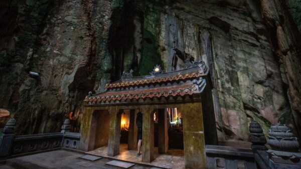 Hoi an to Hue by Private Car via Hai Van Pass, Golden Bridge - Common Questions