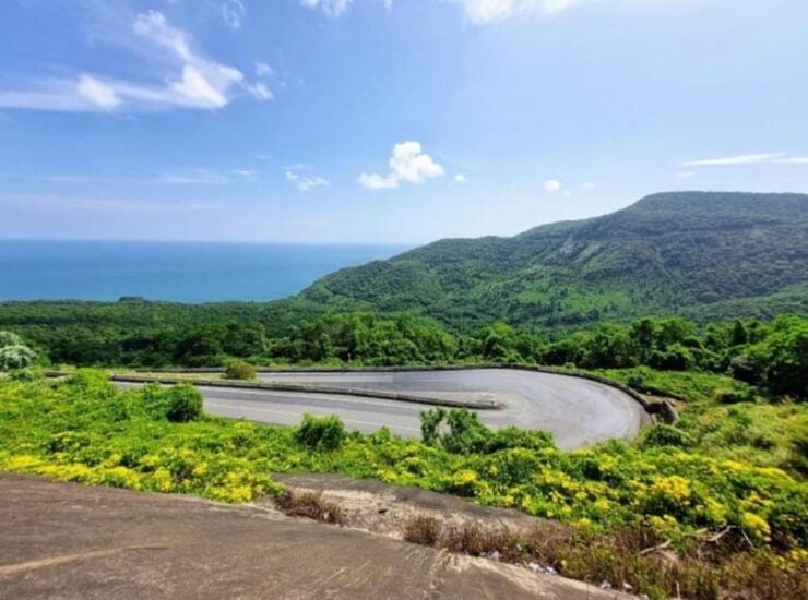 Hoi An: Transfer To/From Hue via Hai Van Pass by Easy Rider - Overview and Pricing