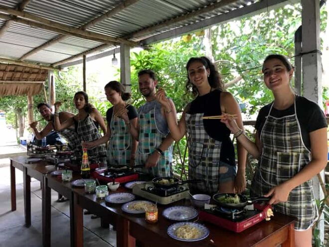 Hoi An: Vegan Cooking Class - Market & Coconut Basket Boat - Cooking Class Insights