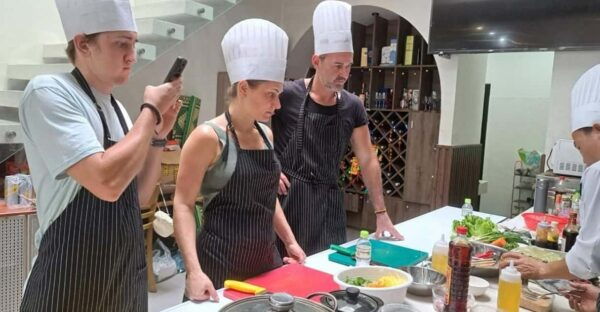 Hoi An: Vegetarian Cooking Class & Explore Local Market Trip - Booking Details