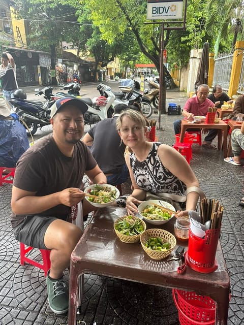 HOI AN : WALKING LOCAL FOOD EVENING TOUR - Experience Highlights