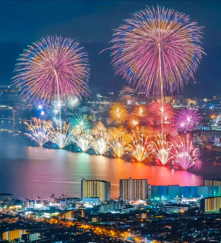 Hokkaido Lake Toya Fireworks Festival, Lake Shikotsu & Bear Ranch & Observation Deck Day Tour (boat cruise optional) - A Sapporo departure that leaves your morning open