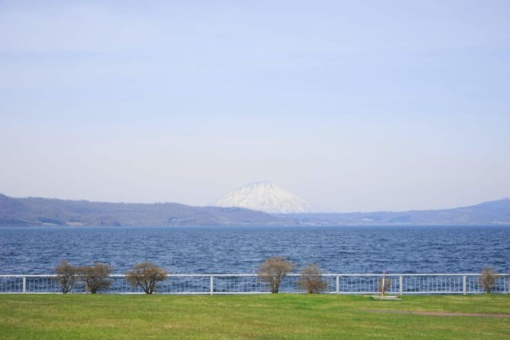 Hokkaido Lake Toya Full-Day Tour - Pickup and Transportation Details