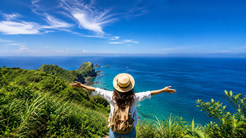 Hokkaido: Otaru, Shakotan Kamui Cape, Shimamui Coast, Yoichi Distillery - Comfortable Bus Selected Day Tour - At a glance: five stops, one long day
