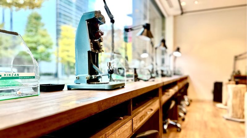 Hokkaido Popular Ring Craft Workshop (Smith Keio Plaza Hotel Sapporo) - Choosing an engraving that suits the ring