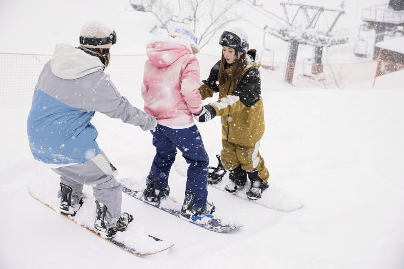 Hokkaido Rusutsu Private Ski Lesson (EN/CN) with Photography - Who should book this lesson?