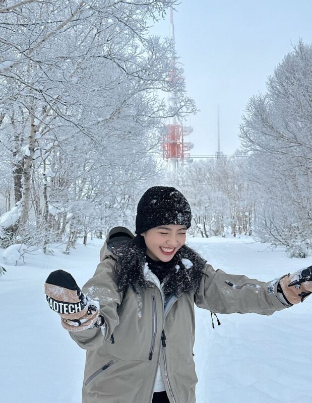 Hokkaido | Sapporo Teine Ski Resort All-Inclusive Snowboard/Ski Day Trip | Departing from Sapporo | Standard with Arcteryx Ski Wear - Susukino pickup makes the day easier