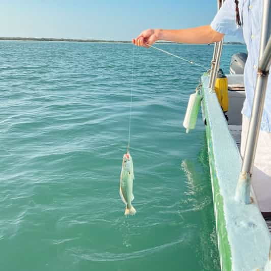 Holbox - Fishing & Snorkel in Cabo Catoche With Lunch - Island Hopping