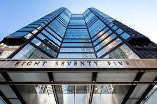 Holdouts: A NYC Architecture Walking Tour - Traveler Experiences and Recommendations