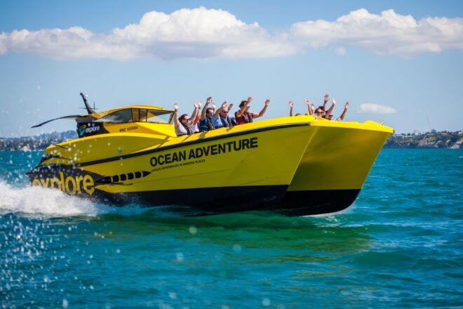 Hole in the Rock 1.5-Hour Fast Boat Ocean Adventure - The Sum Up