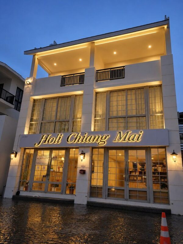 Holi Massage |Dragon Tendon & Phoenix Tendon Spa Chiangmai - A massage menu beyond the usual oil session