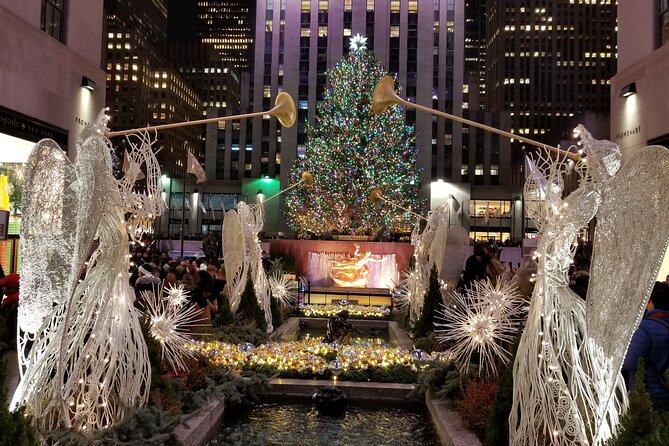 Holiday Lights Extravaganza Walking Tour - Meeting Point and Pickup