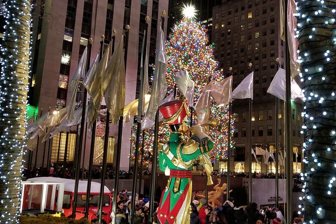 Holiday Lights Extravaganza Walking Tour - Common Questions