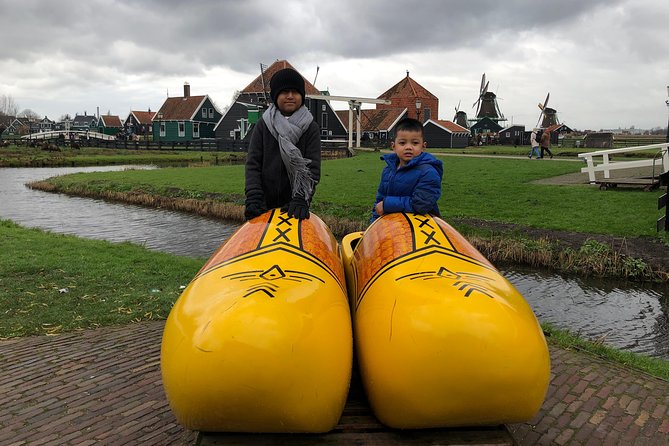 Holland Combi Tour (Giethoorn & Windmills Zaanse Schans) - Review Count and Checks