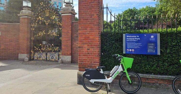 Holland Park Walk by Sams Walks - Good To Know