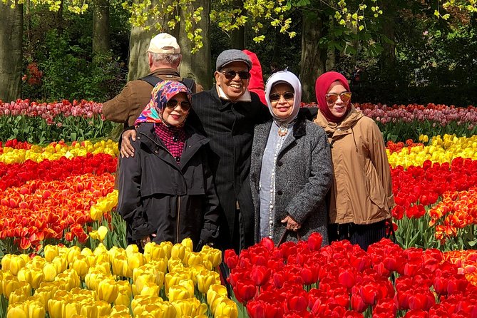 Holland Spectacle (Keukenhof Tulips Garden & Giethoorn) - Private Transportation From Amsterdam