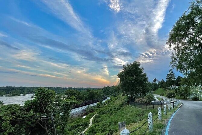 Hollywood Cemetery Hills and History - The Sum Up