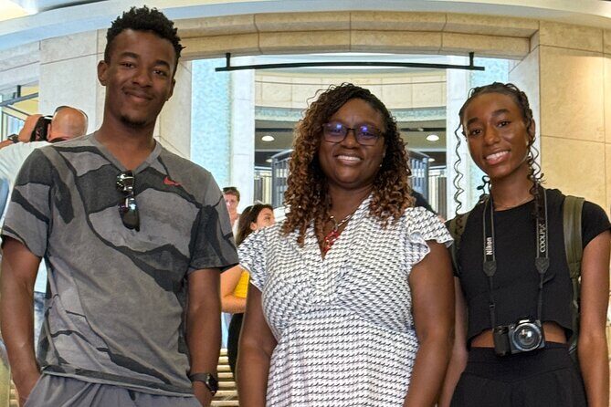 Hollywood Guided Walking Tour - Good To Know