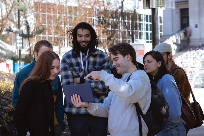 Hollywood North Experience Tour in Canada - Meeting and Pickup