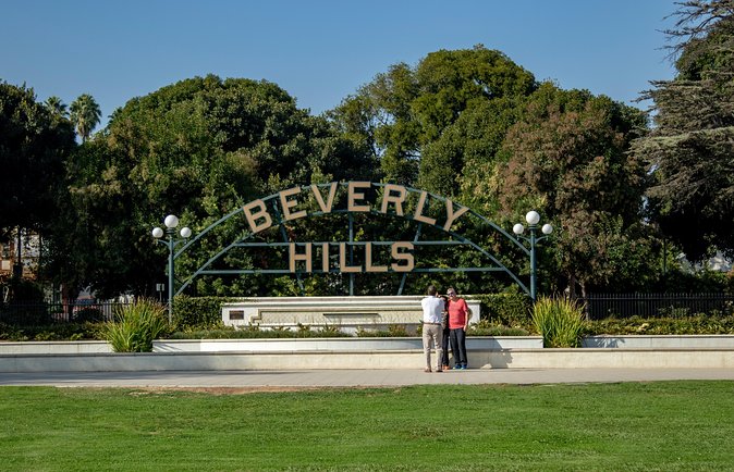Hollywood Sightseeing and Celebrity Homes Tour by Open Bus Tours - Meeting and Pickup Information