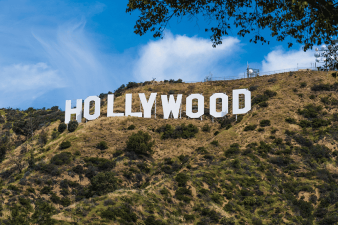 Hollywood Stars: Celebrity Homes Driving Tour Bundle - App and Navigation