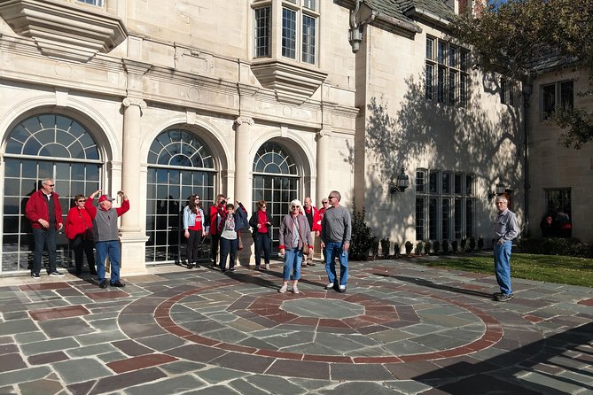 Hollywood to Beverly Hills Sightseeing Tour From Orange County - Knowledgeable Guide