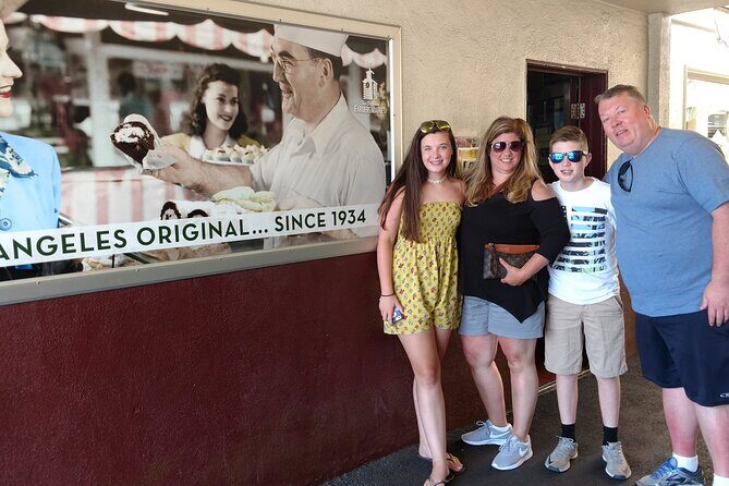 Hollywood Walk of Fame and Warner Bro Studio Tour and Lunch stop - Final Thoughts: Who Is This Tour Best For?