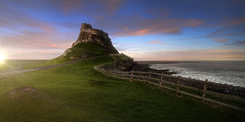 Holy Island, Alnwick Castle & Northumbria Tour from Edinburgh - At a glance