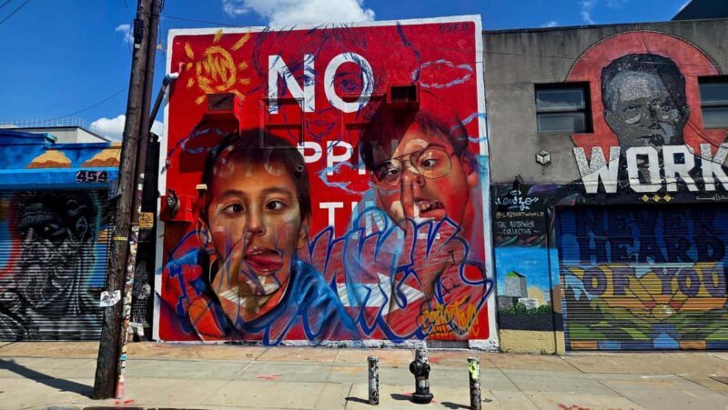 Home visit in Brooklyn & tour of the Bushwick Collective street art - Good To Know
