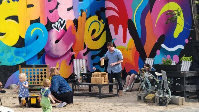 Home visit in Brooklyn & tour of the Bushwick Collective street art - FAQ