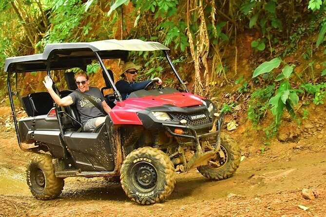 Honda Mastering the Aquatic Cave and Macao - An In-Depth Look at the Tour Experience