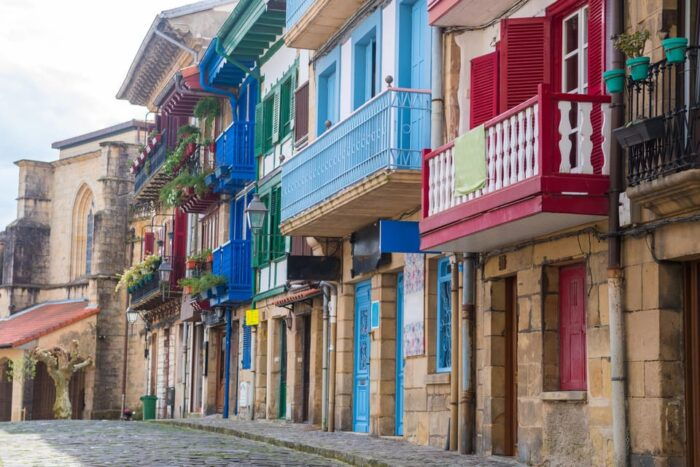 Hondarribia: City Highlights Guided Walking Tour - Optional Visits and Additional Highlights