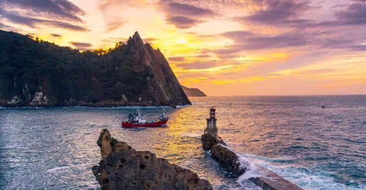 Hondarribia, San Juan, and San Pedro Private Tour - Activity Description