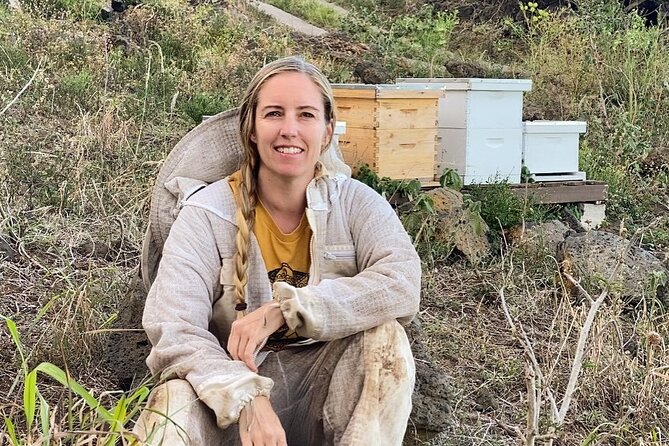 Honey Bee Adventure at the Maui Honey Bee Sanctuary - Whats Included