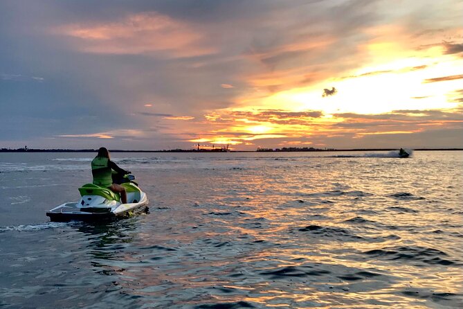 Honey Ryder Sunrise Jet Skiing in Darwin - Common Questions