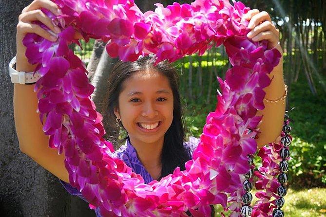 Honeymoon Airport Lei Greeting on Kona Hawaii - Experience Overview